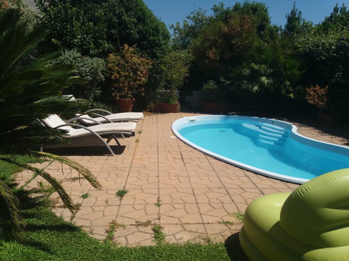 L'Affittacamere Nel Parco "Appia Antica" - Piscina A Uso Ospiti 로마 외부 사진